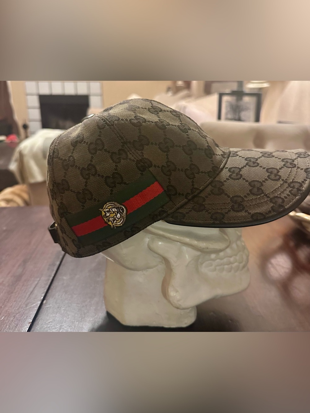 Gucci Brown GG Supreme Canvas Baseball Cap with Green-Red Web and Tiger Patch